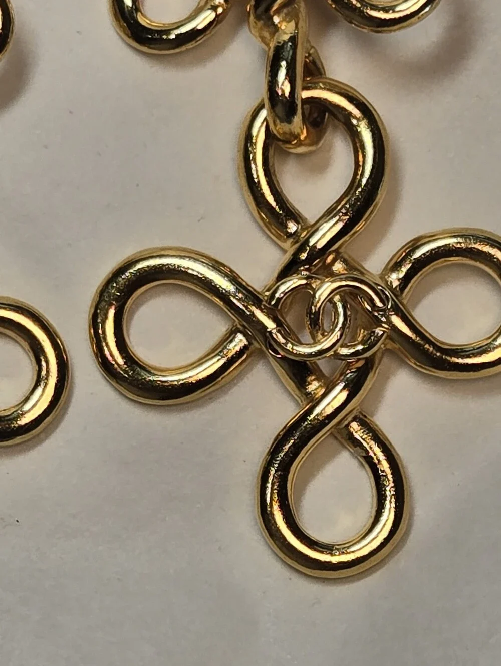#152 CHANEL Gold Plated Earrings Clip/Vintage